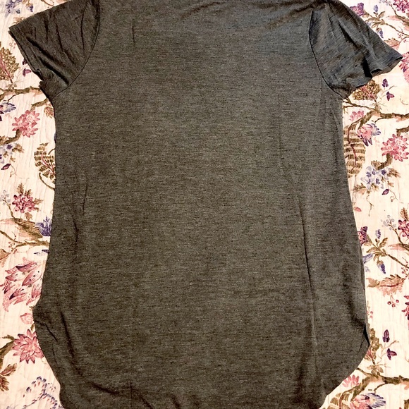 XL Tee - Picture 3 of 4